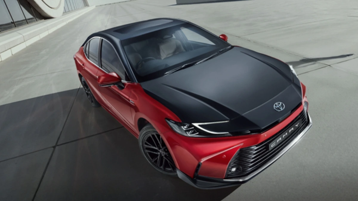 Toyota Camry Hybrid Sprint Edition 2025