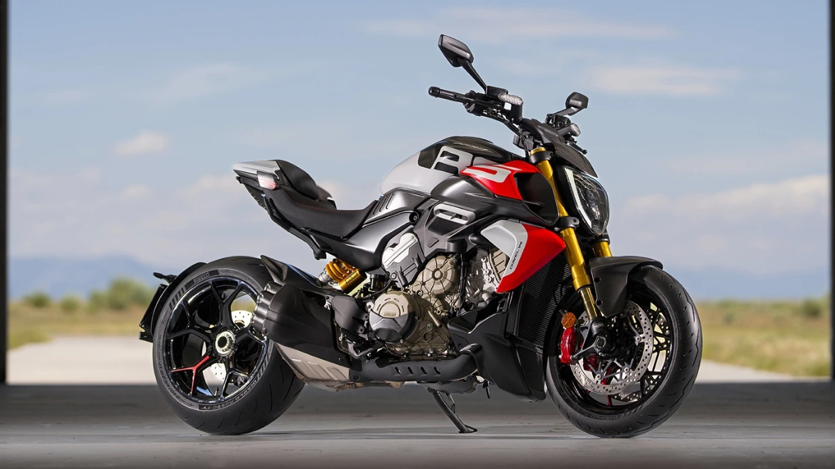Ducati Diavel V4 RS