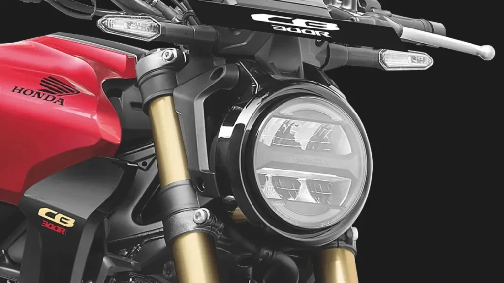 Honda CB300R Now Priced at Rs 2.19 Lakh