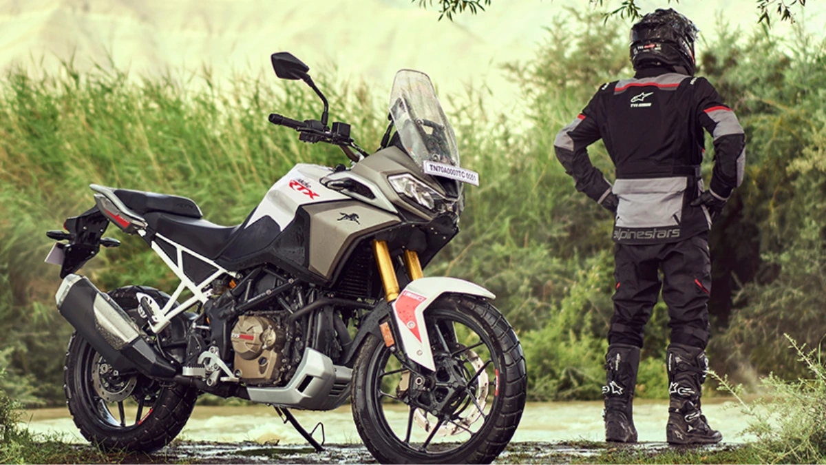 TVS Apache RTX 300 Launched भारत की पहली TVS Adventure Bike, ₹1.99 लाख से शुरू